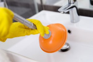 7 Signs of a Clogged Drain